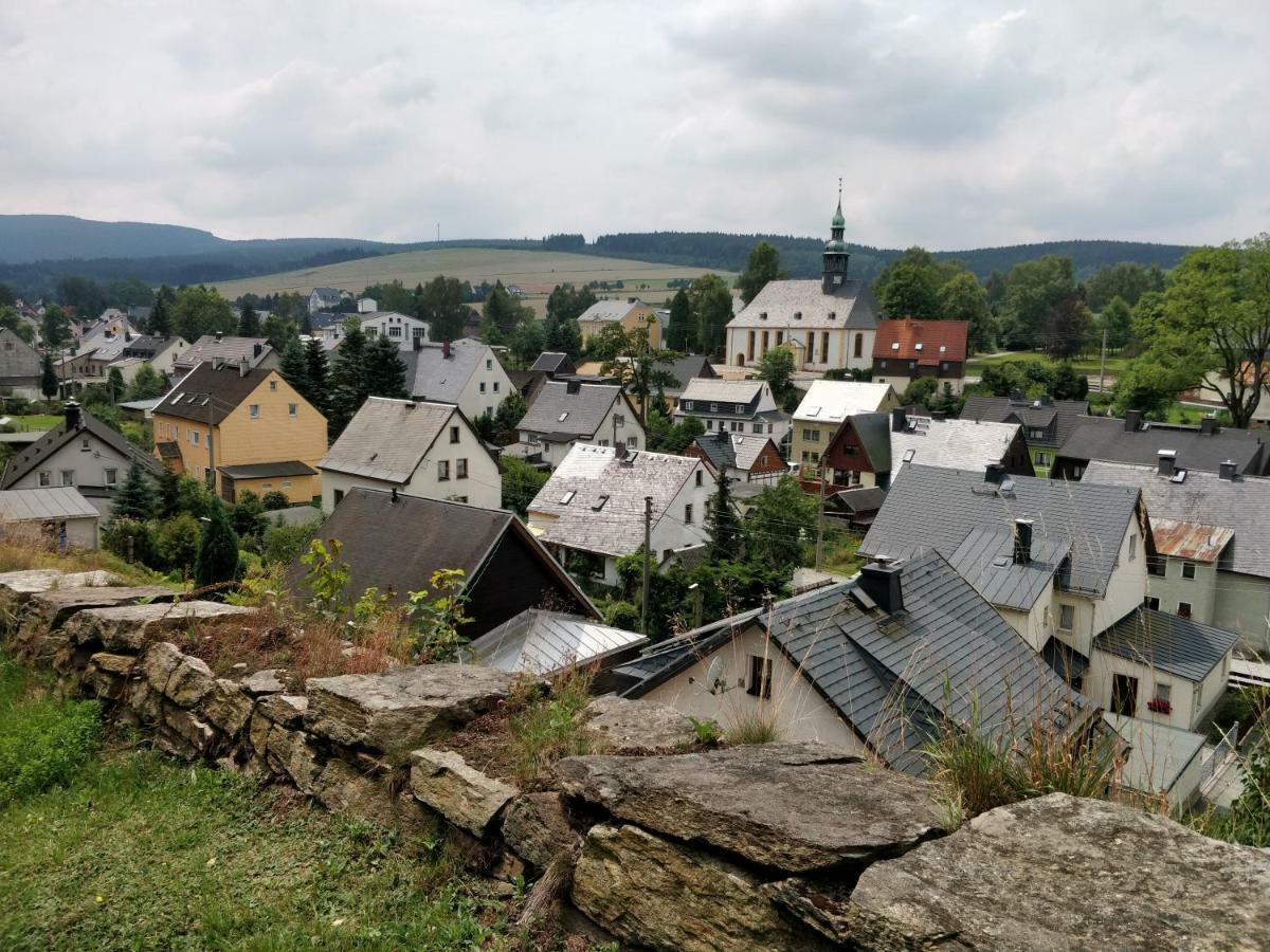 Ferienwohnung Bimmelbahn-Blick Neudorf  ภายนอก รูปภาพ